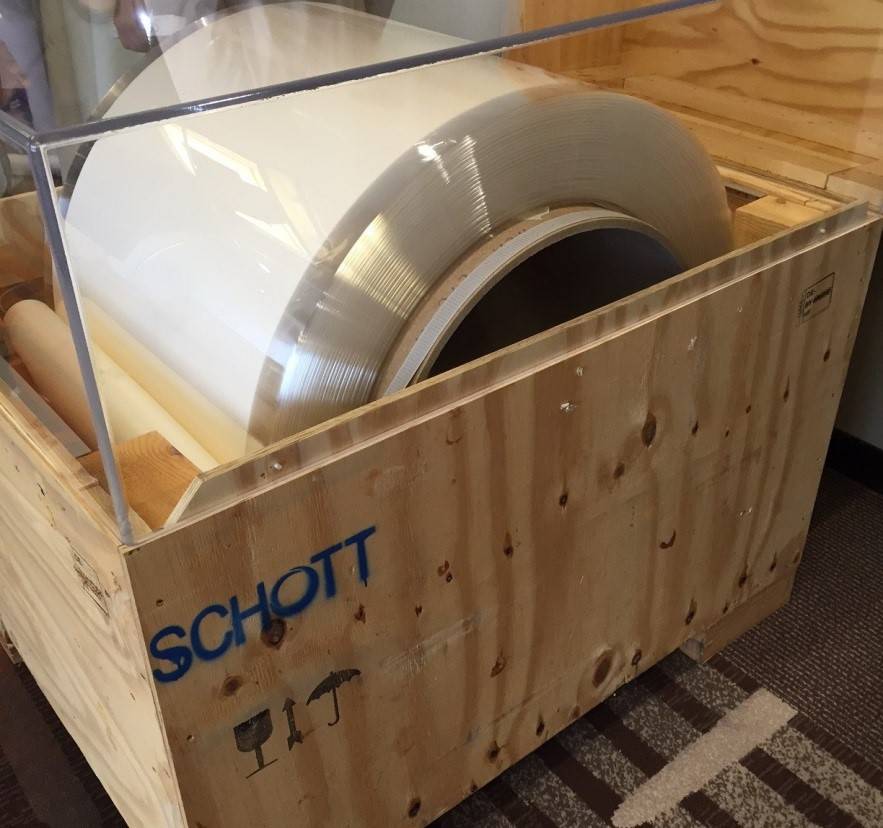 Spool of ultra-thin glass